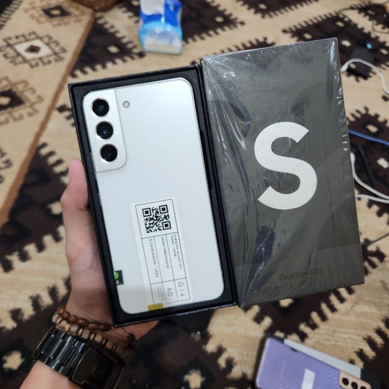 Samsung S22 128gb 5G SEIN fullset murah