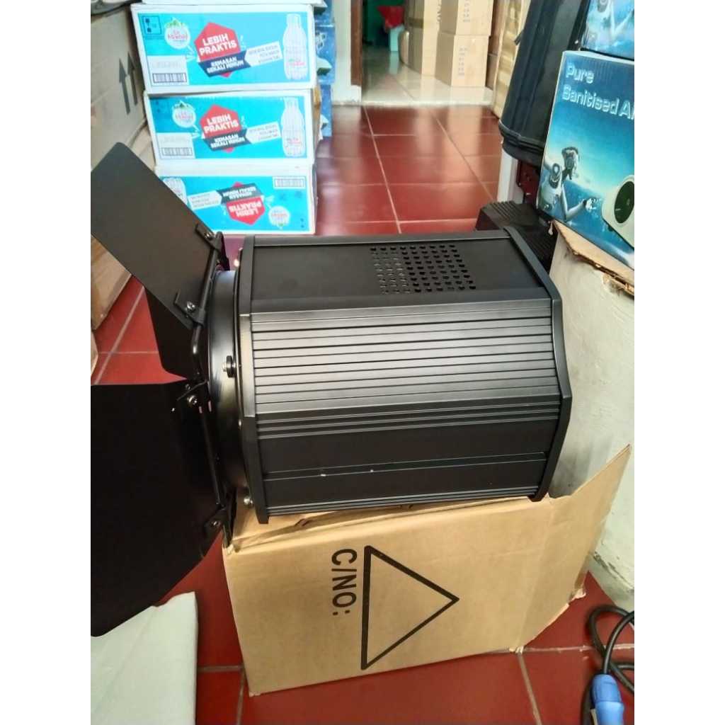 LAMPU FRESNEL COB 200 / COB200 WATT WARM WHITE freshnel