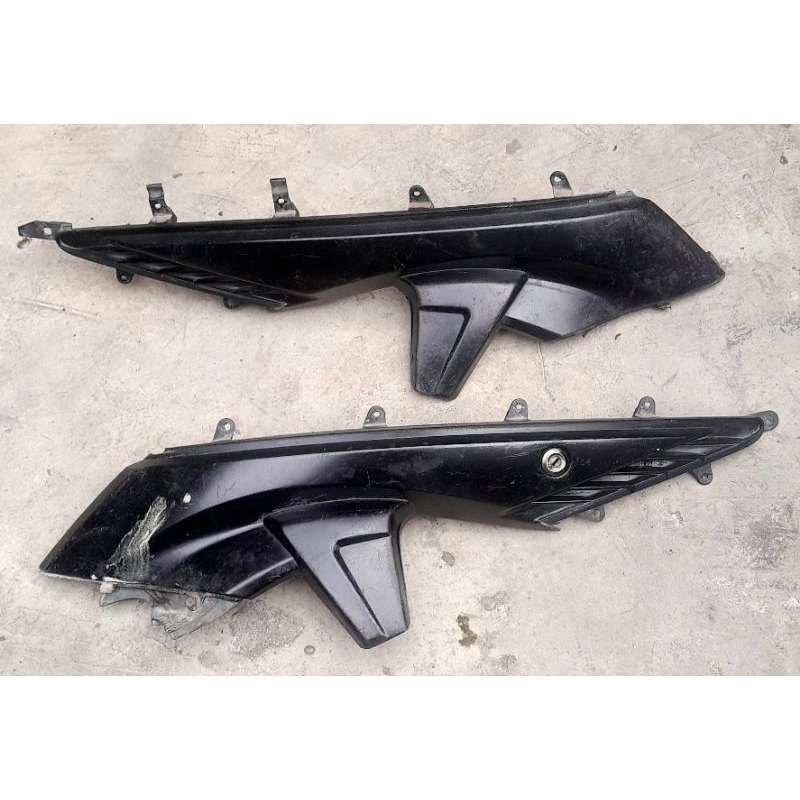 ASLI sambungan body Vario 110 karbu ori 2nd second bekas