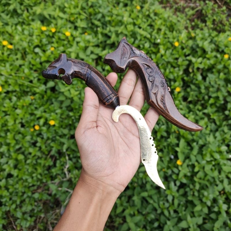 Kujang Kuningan Mini Ukir Lafadz Macan Siliwangi Khas Sunda