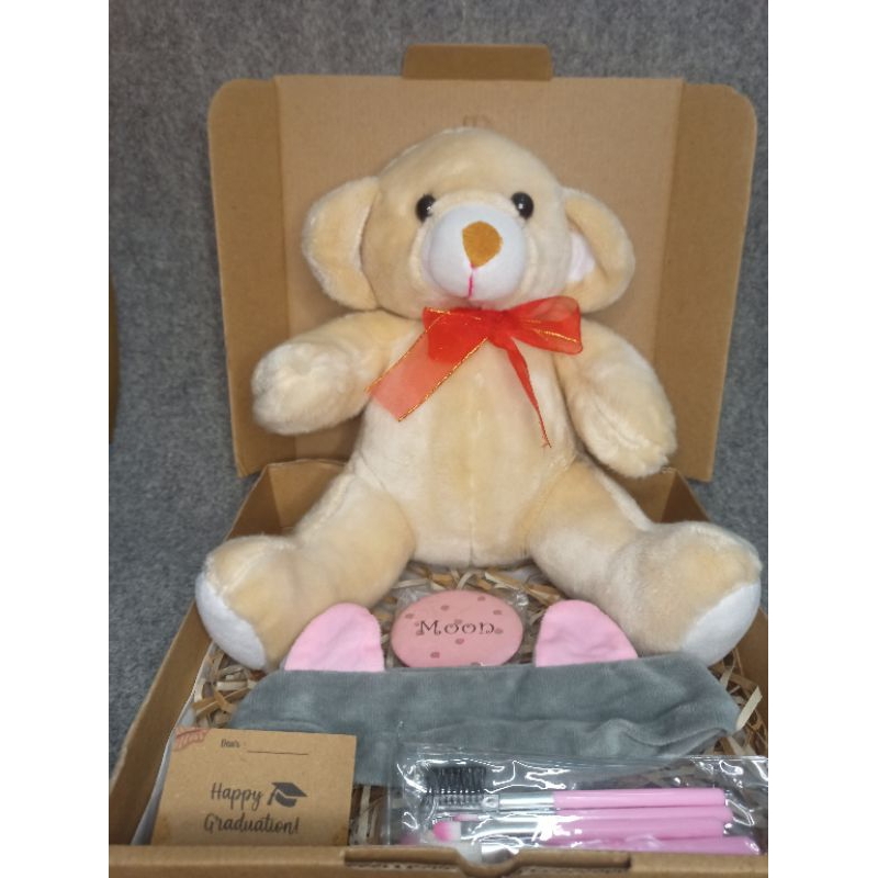 

Saebi Hampers
