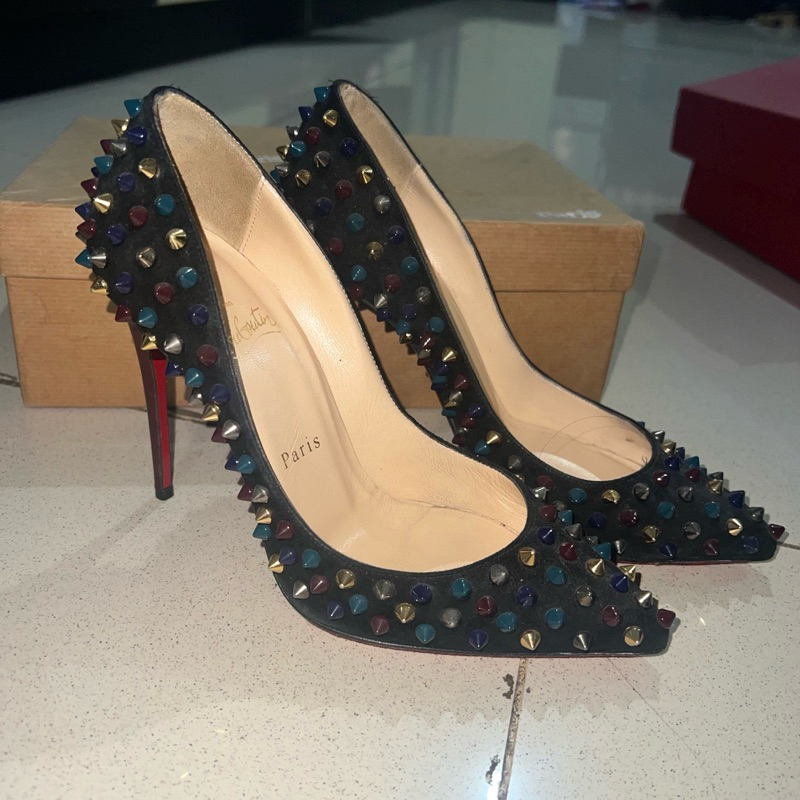 christian Louboutin heels spike follies sz 36,5