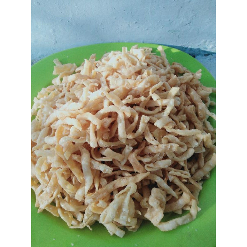 

stik bawang keripik bawang home Made gurih, renyah dan rapuh kemasan 500gr