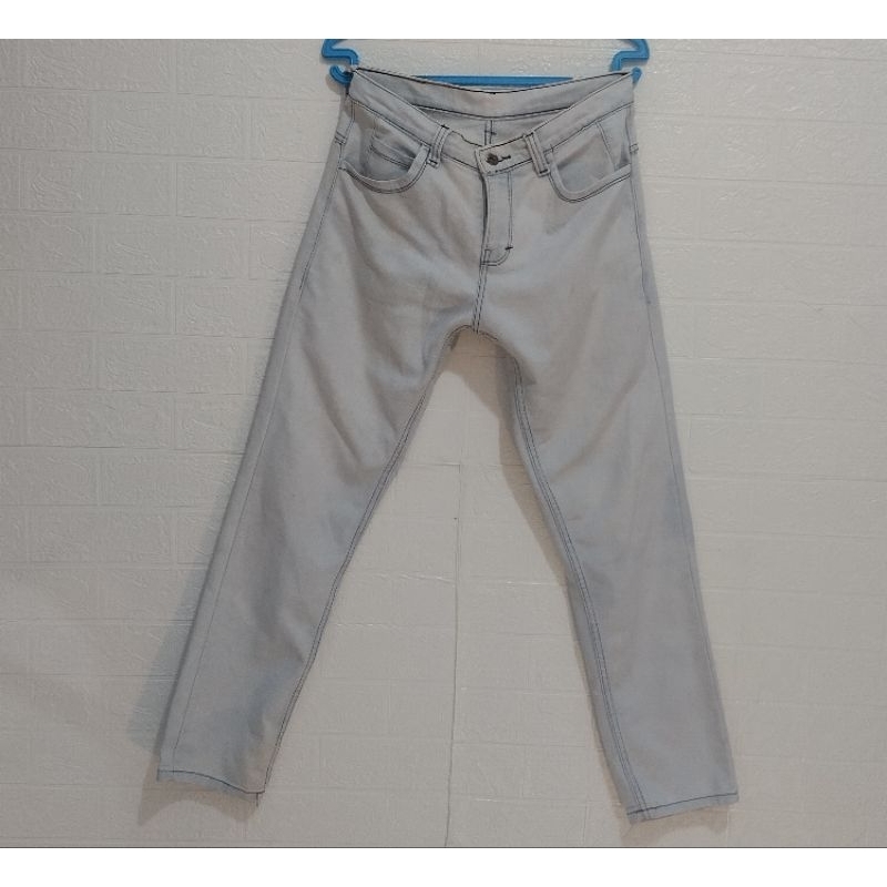 PRELOVED QUICKSILVER PREMIUM CELANA JEANS BIRU STRETCH (No 31) (LP=82cm x T=100cm)