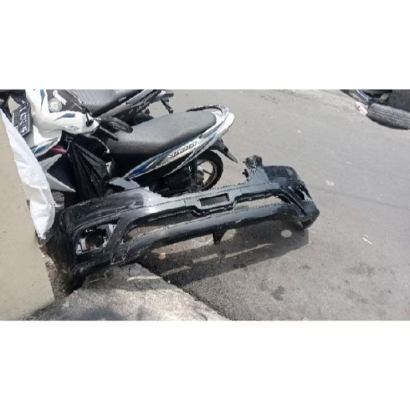 bemper depan innova 2015 barong