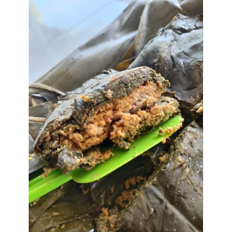 

Makanan Tradisional Oleh-Oleh Khas Bengkulu Pendap Ikan Pais