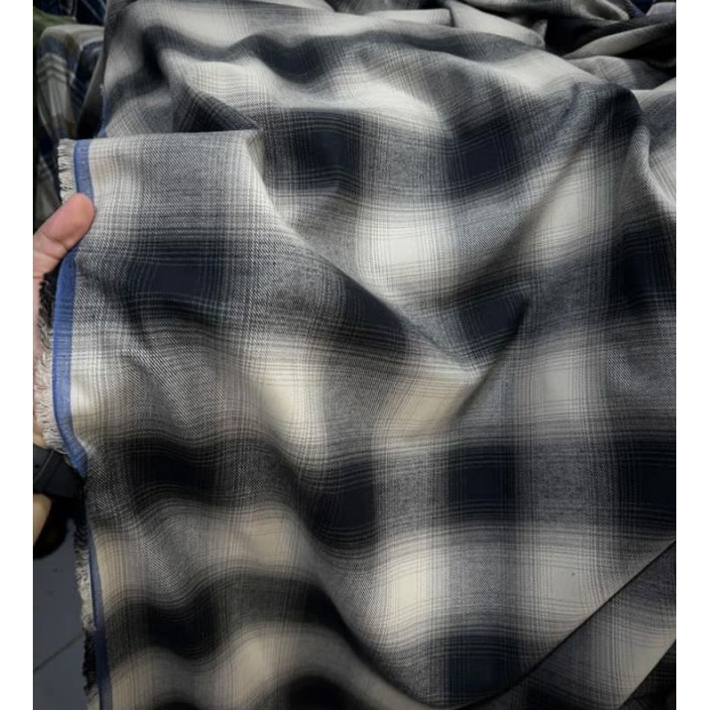 bahan / kain flanel kotak uniqlo /kemeja cewek & cowok /harga per 0.5 meter