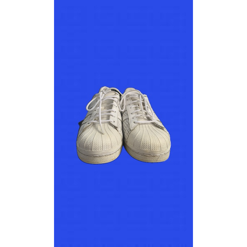 ADIDAS Shoes / Sepatu White / Putih