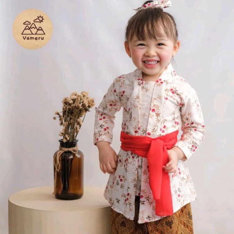 KODE D83Y KEBAYA ANAK SETELAN KUTUBARU JAWA REMAJA DEWASA BUNGA VINTAGE JADUL CLASSIC KATUN JEPANG C