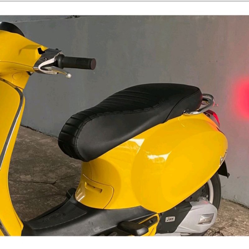 Cover Kulit Jok Variasi Vespa Matic Caferacer Terbaru
