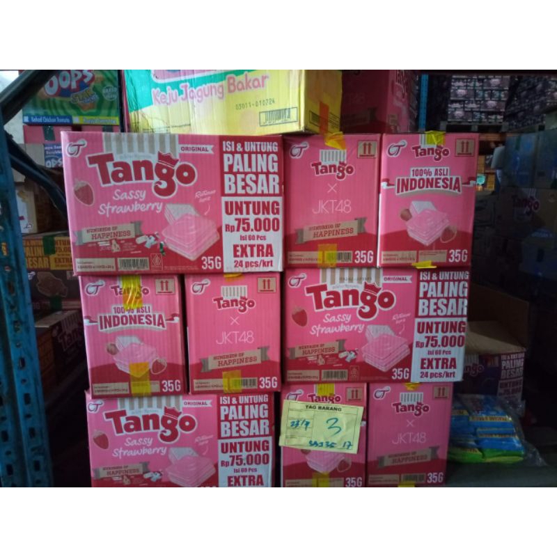 

tango wafer x JKT48 Rasa strawberry 1Dos isi 6pack