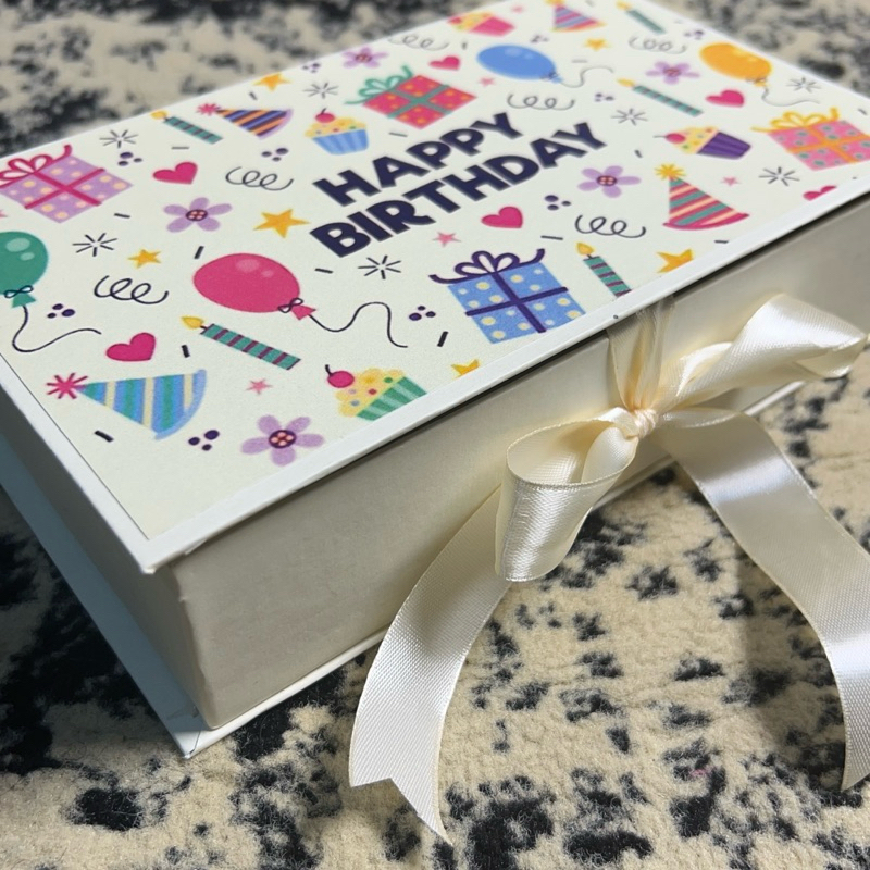 

KOTAK KADO ULANG TAHUN / HARDBOX GIFTBOX