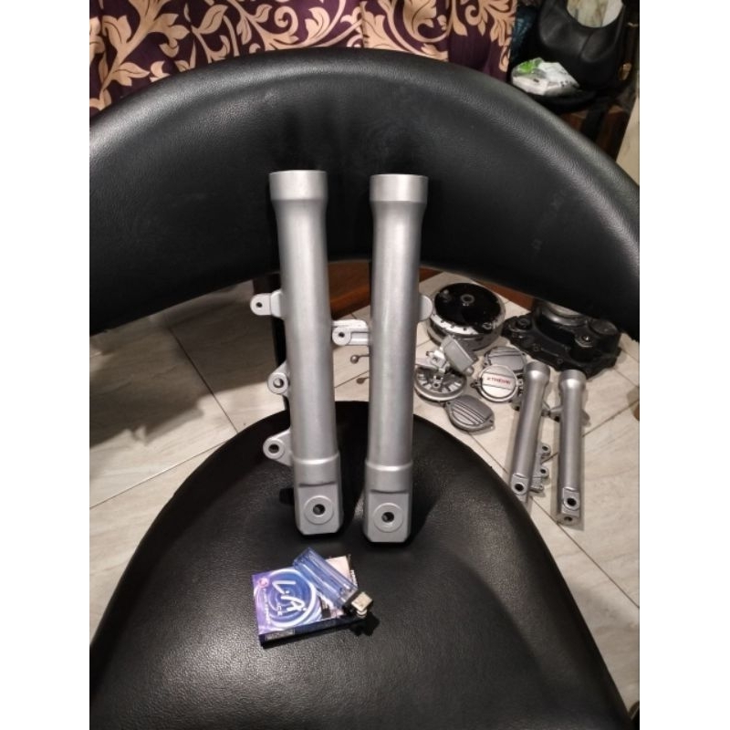 Bottom shock depan Vixion New Original