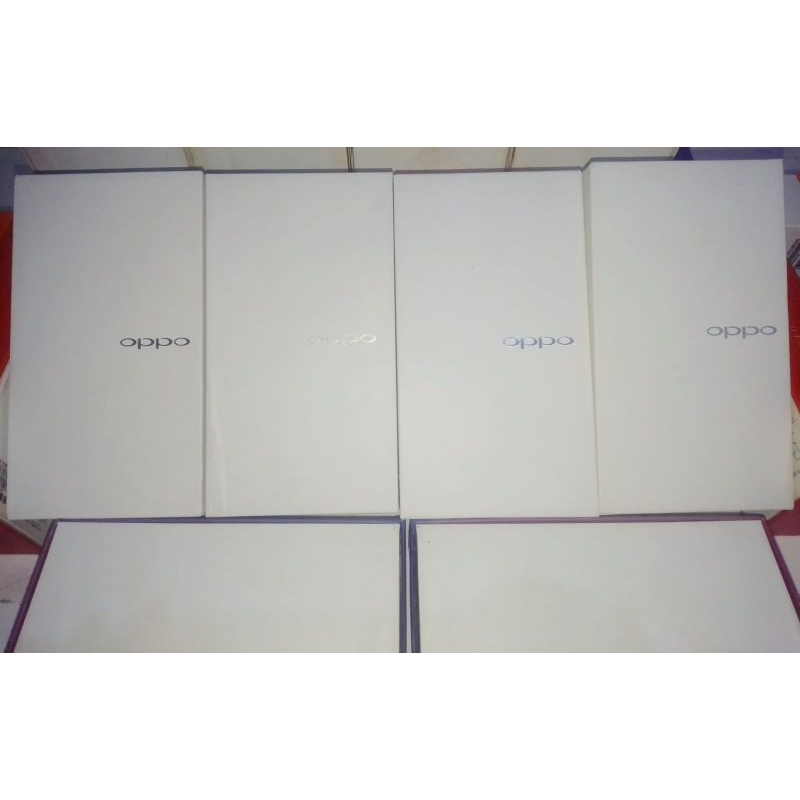 

dus box kotak hp Oppo putih polos termurah