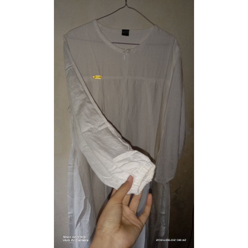 Dress gamis broken white
