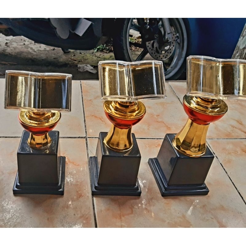 Piala/ Trophy Al Qur'an