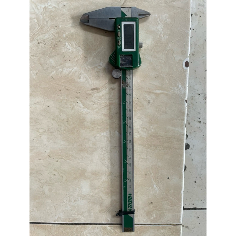 sigmat/jangka sorong digital insize 8in bekas normal presisi