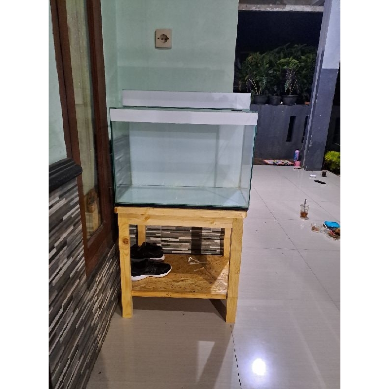 Aquarium 60x40x40  + meja jati belanda