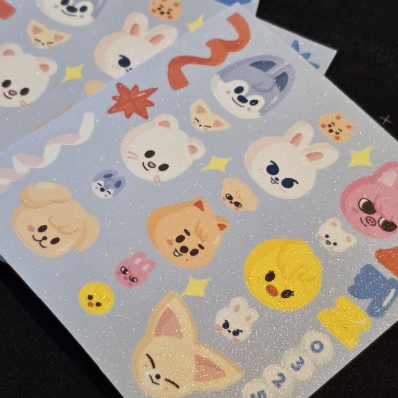 

SKZOO Heads Kiss Cut Sticker Glitter