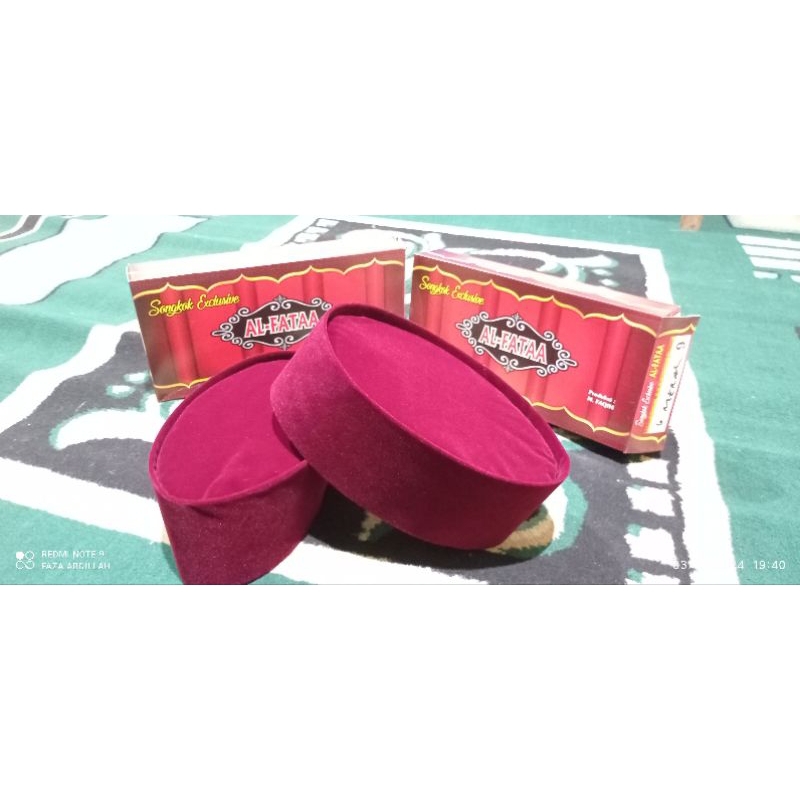 PECI MERAH betawi polos maron berkualitas  bisa(COD)