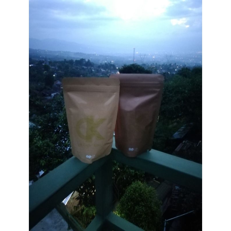 

ARABICA 100gr Kopi Giling dan Biji Kopi #Garden camp & coffe KIARA PAYUNG