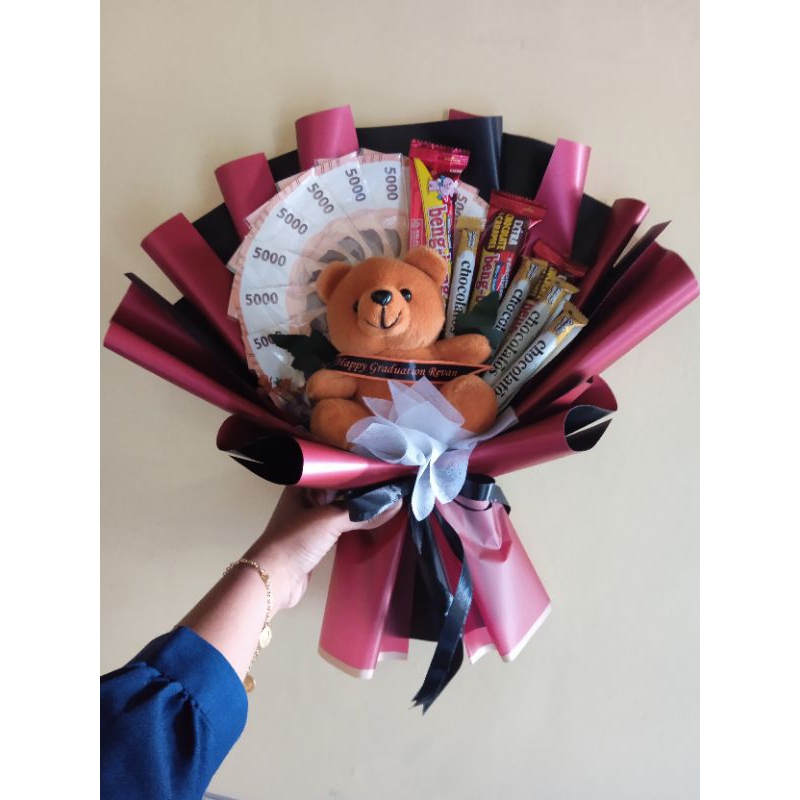 buket uang plus boneka/snack