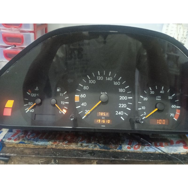 speedometer merzy w202