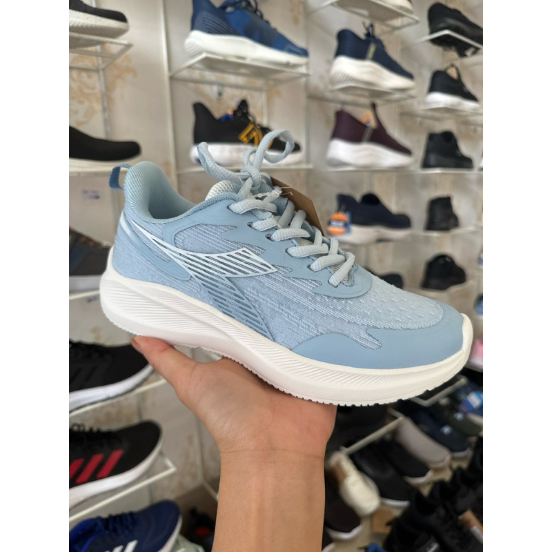 Sepatu Diadora korina  154 size 36 SALE