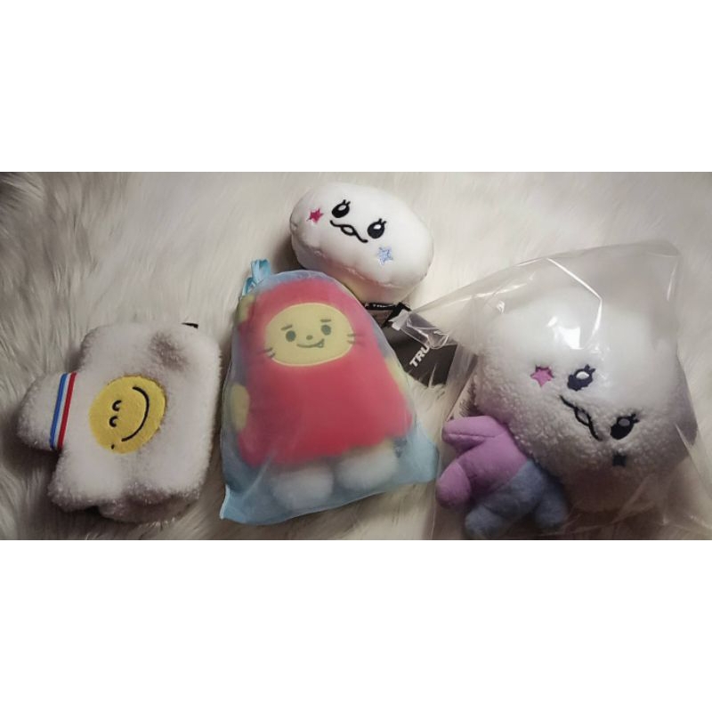 Ready Stock Truz Official Line Friends Som Wrist Cushion Som Medium Lawoo Flatfur Diamond Doll Romy 