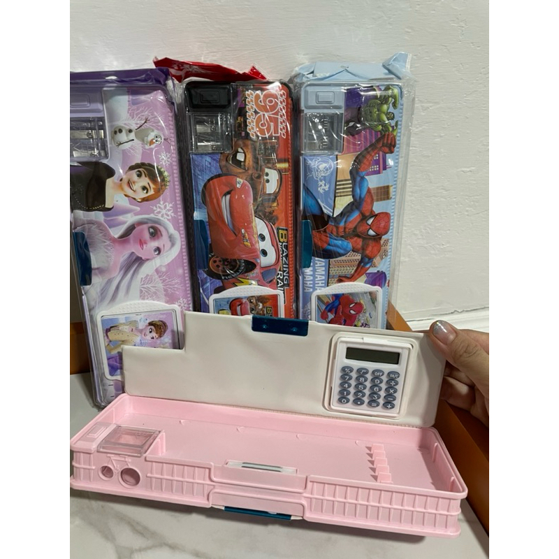 

Kotak Pensil Magnet 2 Sisi + Rautan / Tempat Pensil