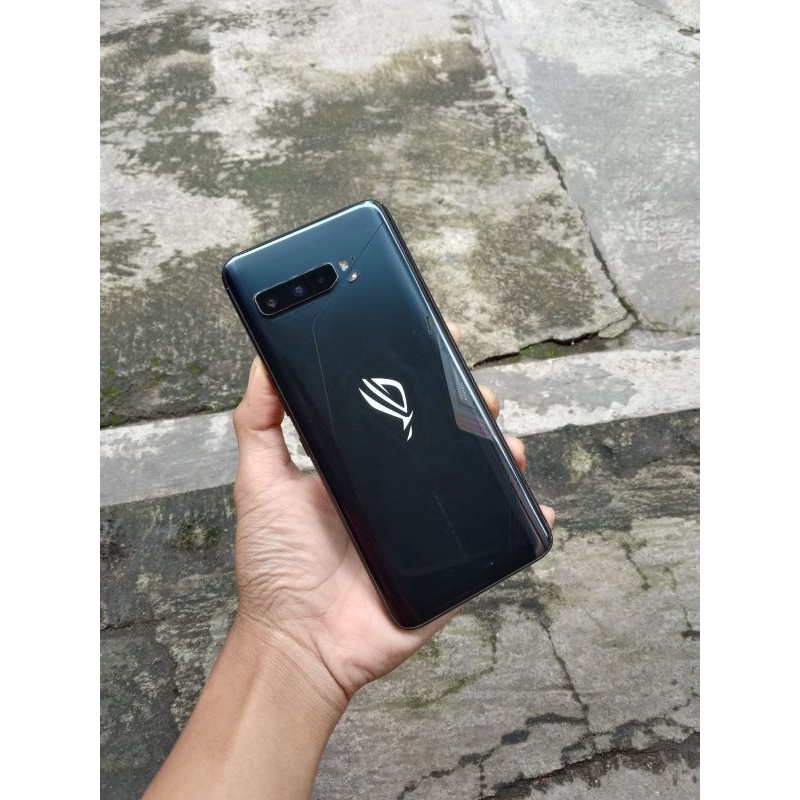 Second Asus ROG Phone 3