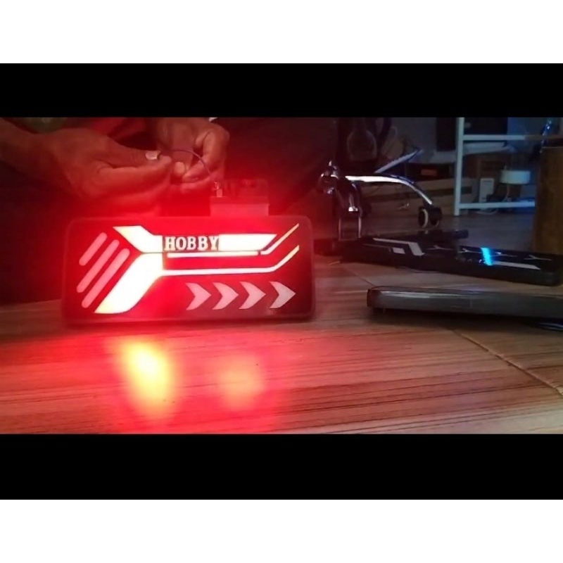 (request tulisan) Lampu Belakang variasi Mobil Pick-up Gran Max