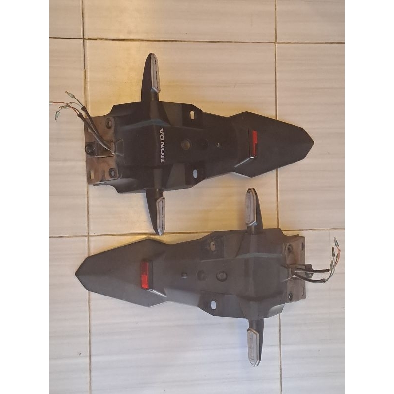 Spakbor belakang CB 150 R New