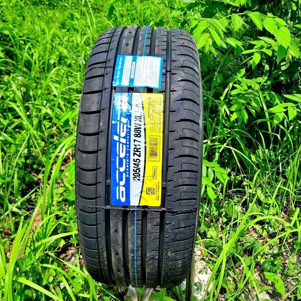 Ban Mobil 205 45 R17 Accelera PHI-R Ring 17 Murah Dan Awet Jazz Avanza