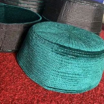 Peci bludru Hijau Bani hasim