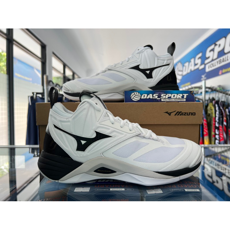 Mizuno wave Momentum 2 Mid Original New Colour sepatu voli original