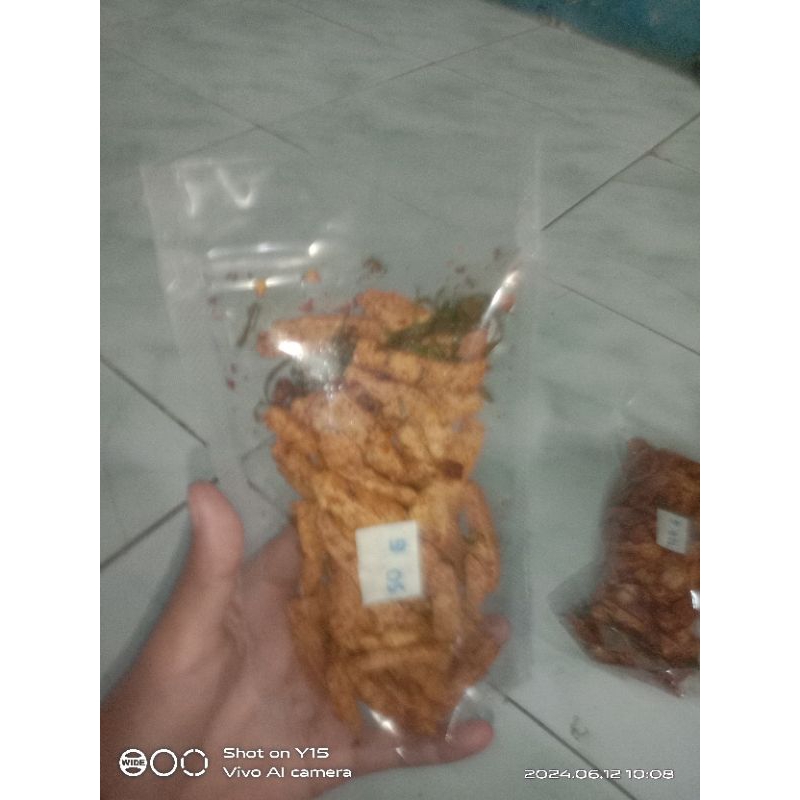 

Meisashp✓Basreng Daun Jeruk (50g)