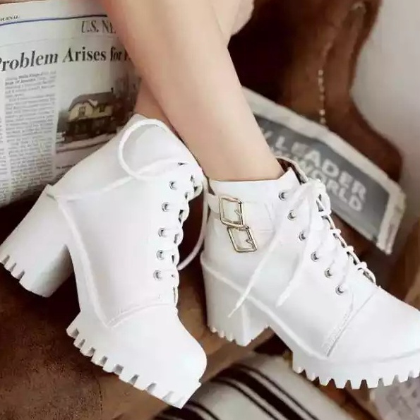 Terlaris SEPATU BOOTS HEELS WANITA TRENDYSEPATU BOOTS ZIPPERSEPATU BOOTS WANITA TERLARIS JF 51 PUTIH