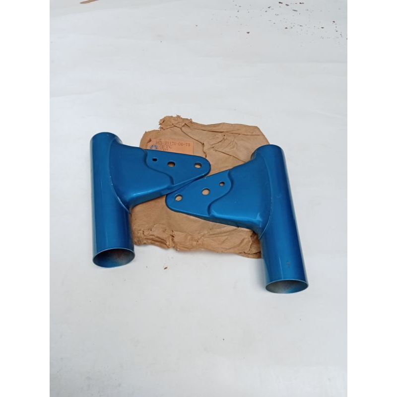 Kupingan lampu yamaha Rs100 Original