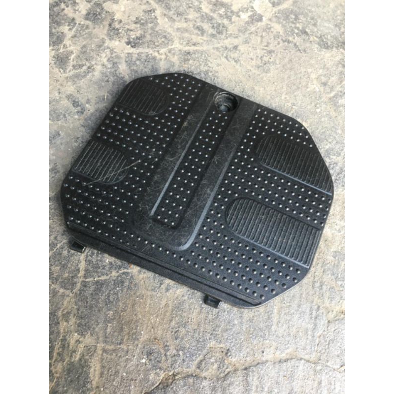 TUTUP AKI SCOOPY ESP 2017-2020 VELG RING 12 COKLAT ORIGINAL 64460-K93-N00