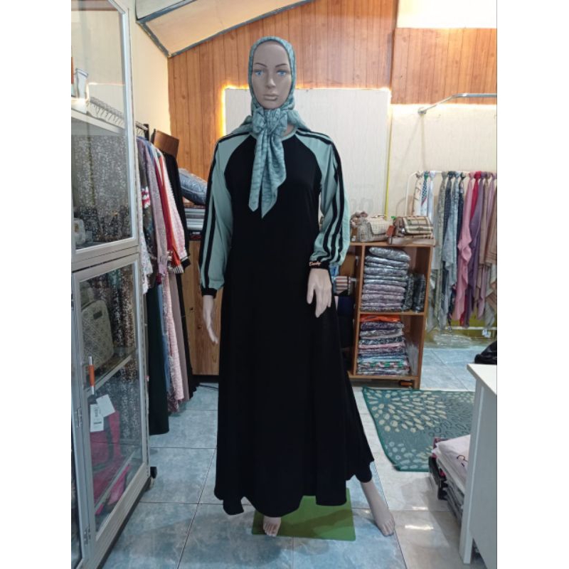 READY NEW ARRIVAL GAMIS DARBY HITAM POLOS TANGAN WARNA