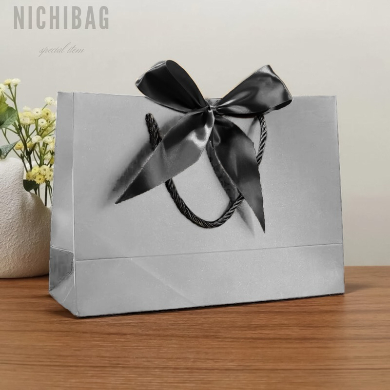 

PREMIUM PAPER BAG SILVER GLOSSY 28×10×20 | PAPER BAG WEDDING | PAPER BAG ANNIVERSARY | PAPER BAG KADO | PAPER BAG | PAPER BAG HAJATAN | GOODIE BAG | GIFT BAG| Paper Bag Motif