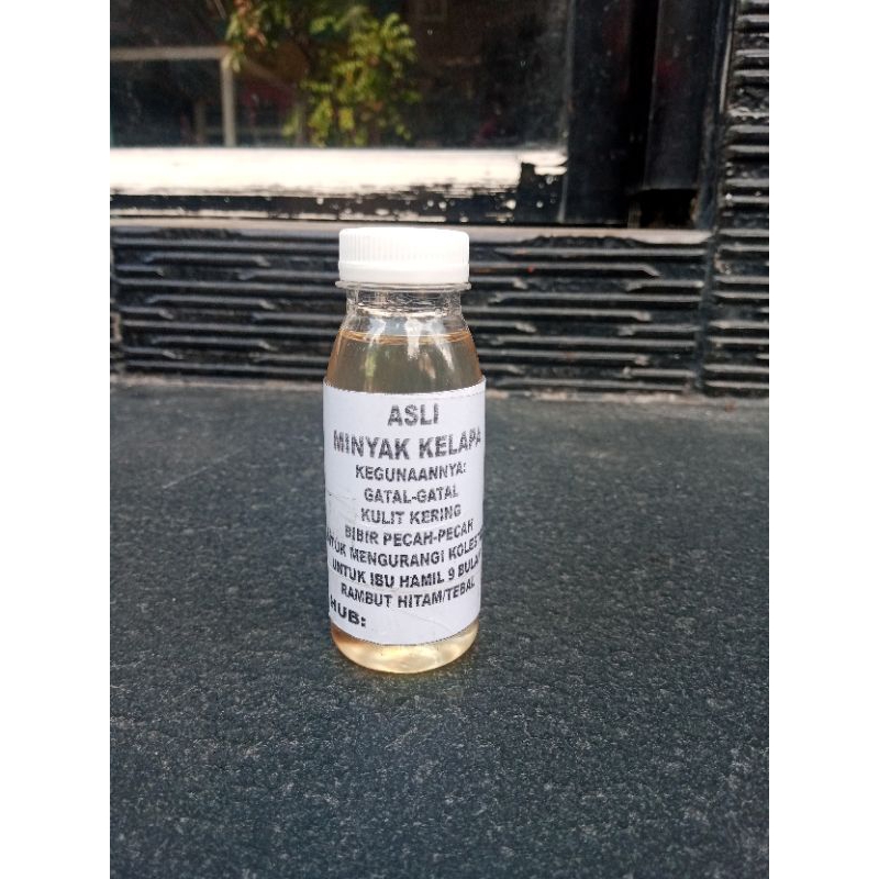 

Minyak kelapa asli 100ml murni 100% /klentik/keletik/kelentik/lentik