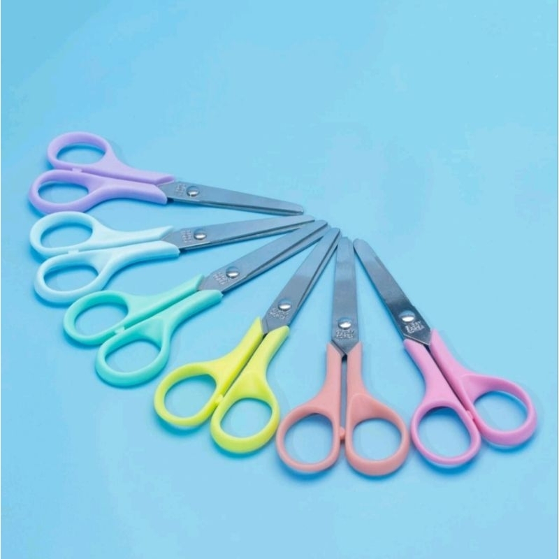 

Gunting Glory 4005 Ujung Tumpul Ukuran 5