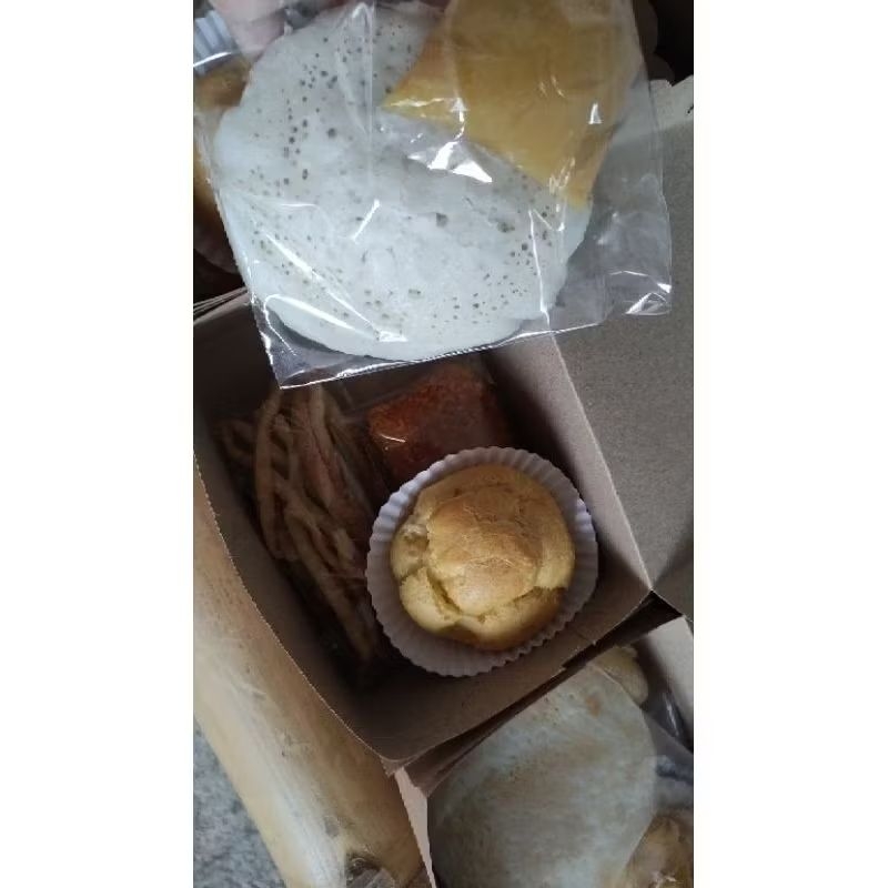 

SNACK BOX ISI 4 MACAM