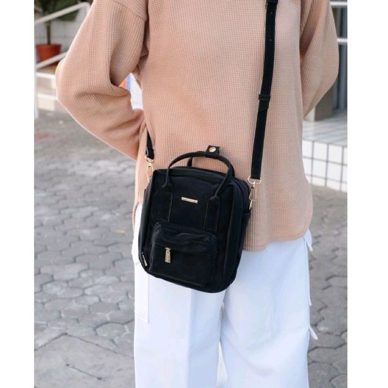 PRELOVED Flicka Bag