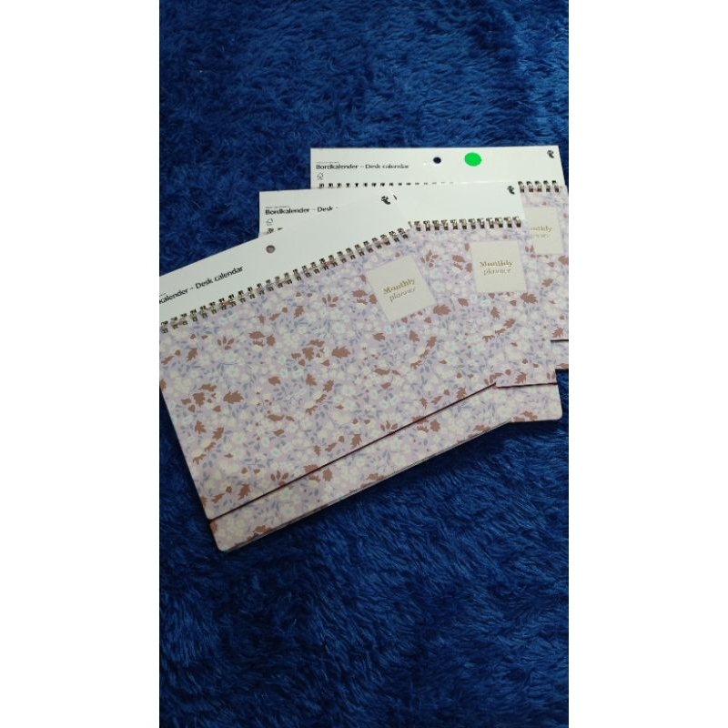 

Monthly Planner (Flying Tiger Original)