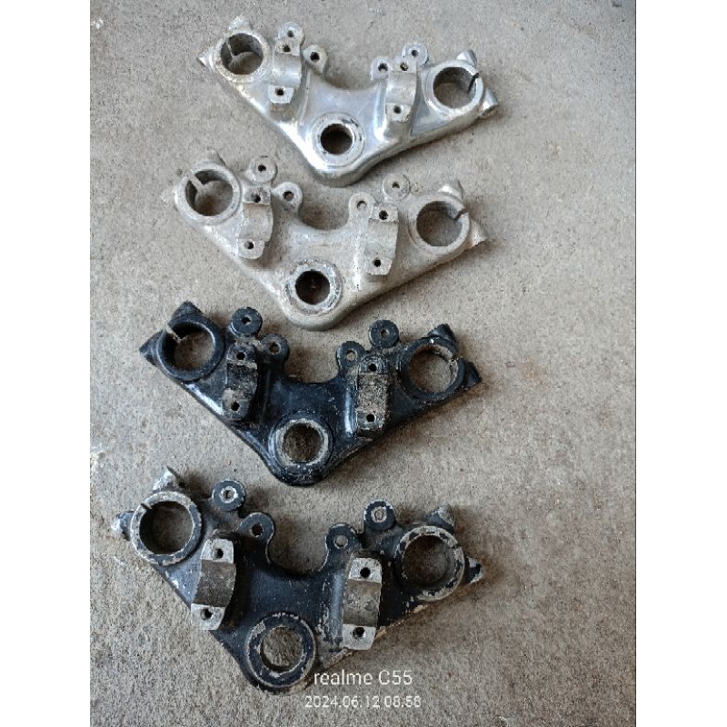 SEGITIGA T ATAS HONDA GL MAX GL PRO ORI COPOTAN (BEKAS)