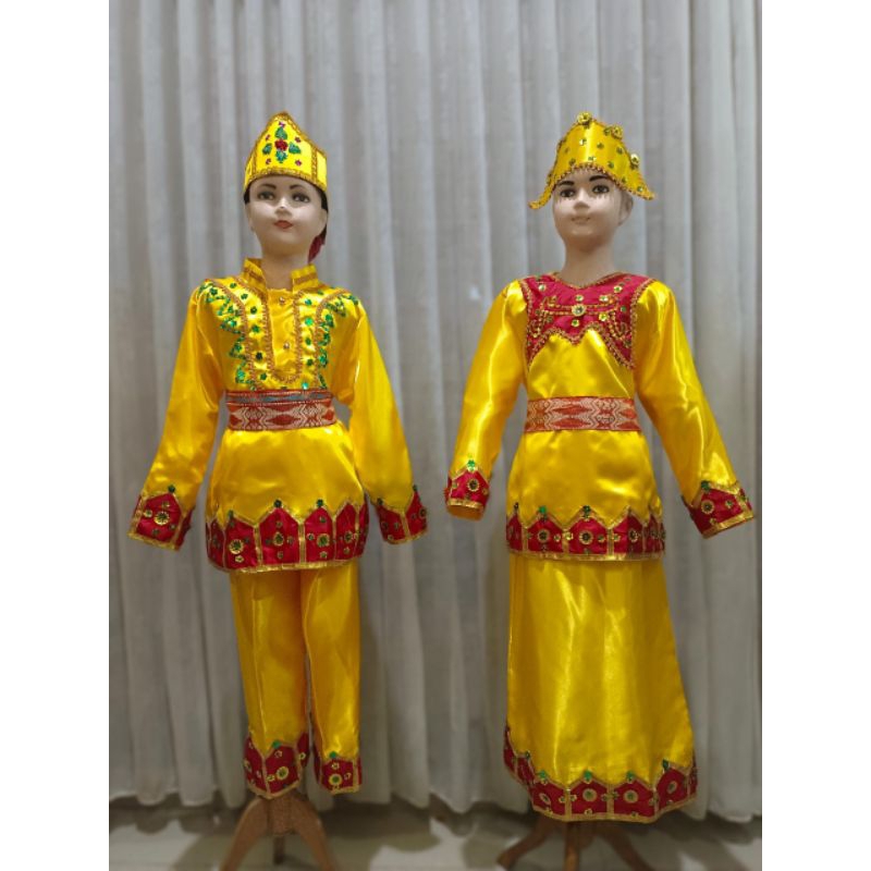 baju adat Gorontalo/pakaian tradisional gorontalo