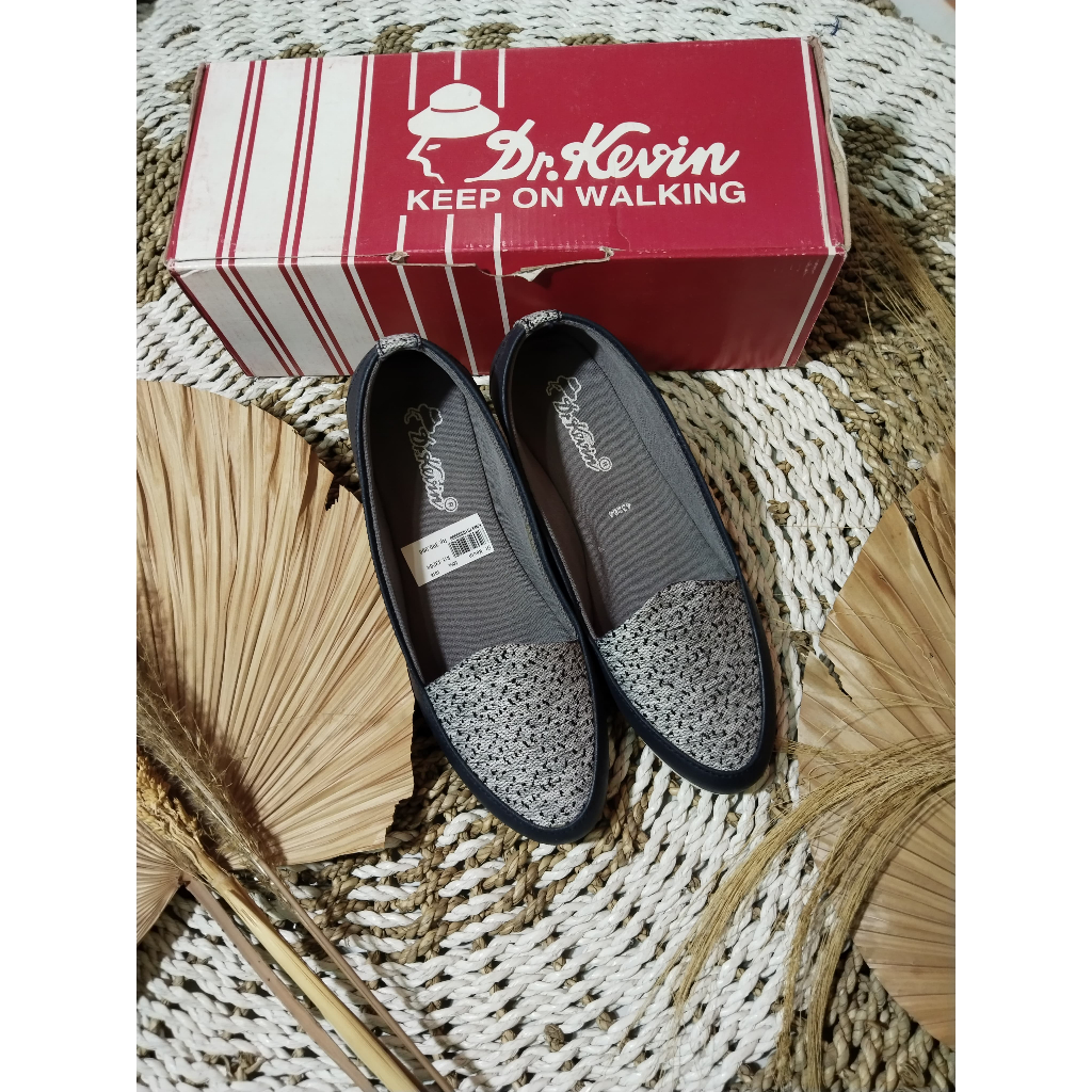 Dr.Kevin sepatu wanita flat shoes